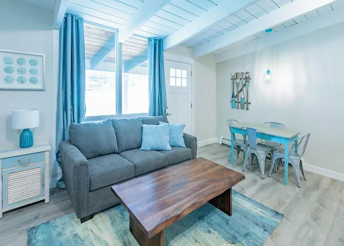 Boutique Suite #7